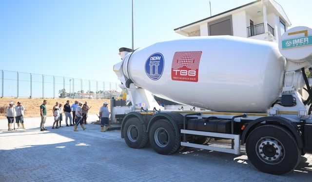 Didim Belediyesi'nin yeni beton mikseri görev başında