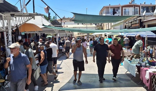 Didim ikinci el pazarında yaz bereketi
