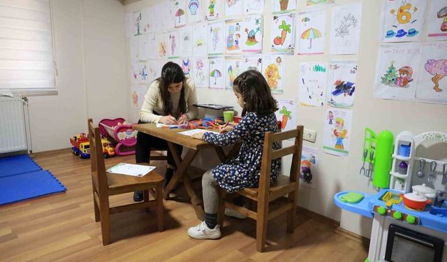 Efeler’de ücretsiz psikolojik danışmanlık hizmetine yoğun ilgi