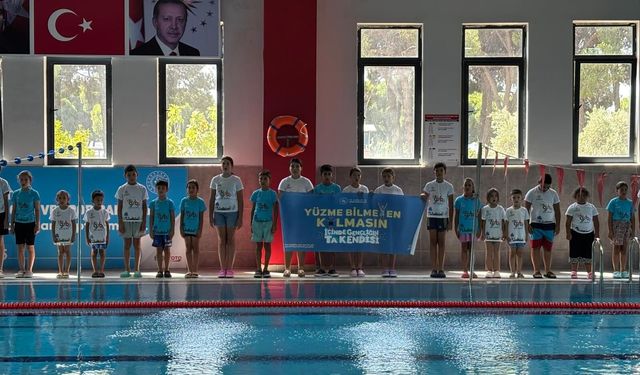 Germencik’te 160 sporcu yüzmeyi öğrendi