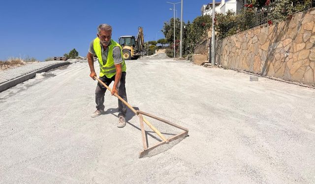 Kadınlar Denizi Mahallesi'nde yol yenileme çalışmalarına başlandı