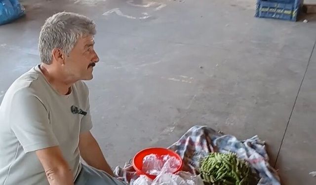 Karacasu pazarından yaşam hikayeleri: Tek eliyle hem üretiyor hem satıyor
