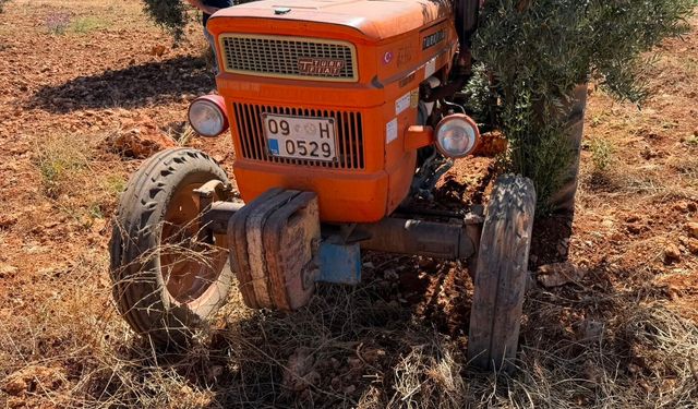 Karacasu'da acı kaza: Debriyajı tamir etmek isterken traktörünün altında kaldı