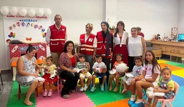 Kızılay gönüllüleri Kuşadalı minik öğrencilerle buluştu