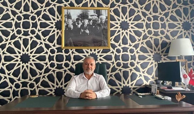 Kuşadası Müftülüğü’nde bayrak değişimi