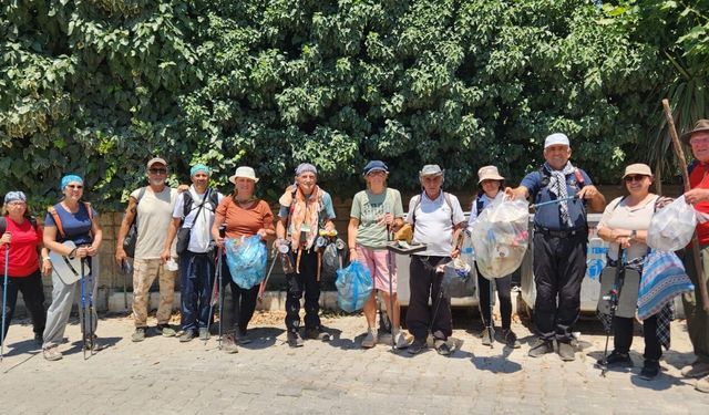 Kuşadası'na yakışmayan görüntüler: Doğaseverler isyanda