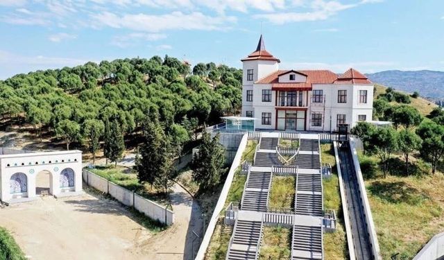 Menderes Müzesi kapılarını kapatıyor