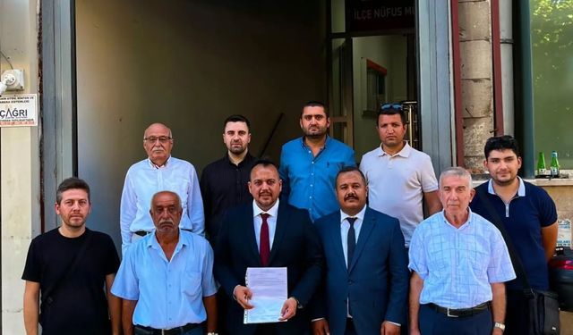 MHP Efeler'de yeni yönetim mazbatasını aldı