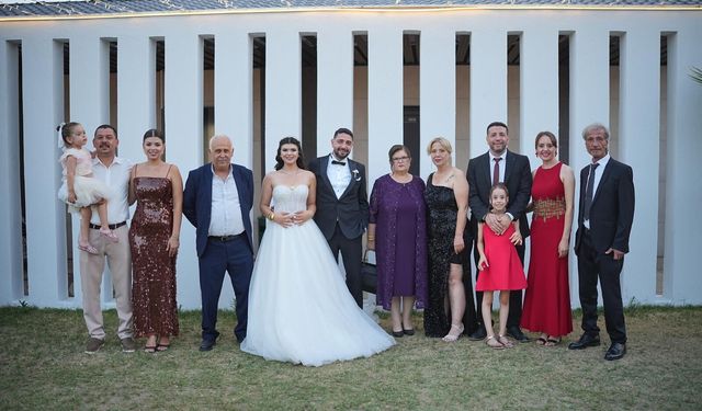 Nazilli'de görkemli düğün: Mübeccel ve Melih dünyaevine girdi