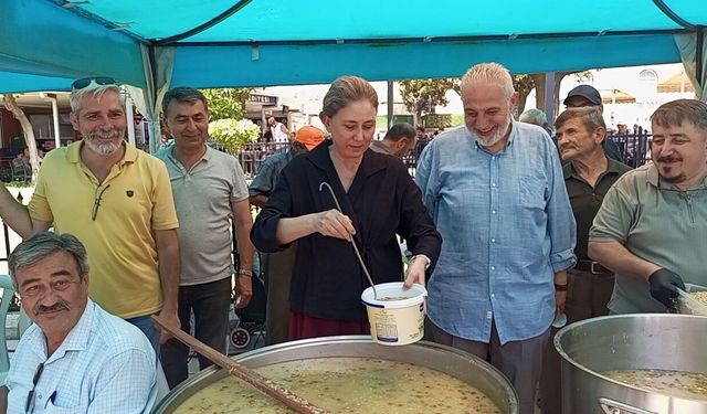 Nazilli’de 30 bin kişiye aşure ikramı