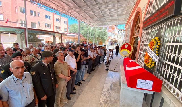 Nazilli'de Kıbrıs Gazisi'ne son görev : Savaştığı günün 52'nci yıl dönümünde hayata veda etti