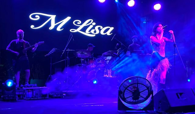 M Lisa, Nazilli’de ’Yaz Konser’inde sahne aldı