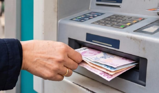 ATM’den para çekenler dikkat: Hesabınızı korumak için bu 6 kurala dikkat edin