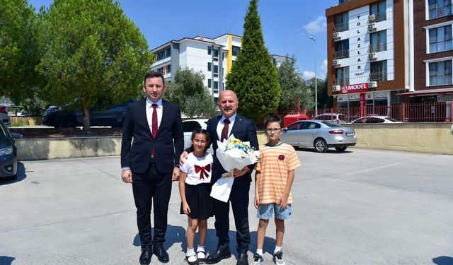 Vali Varol, Buharkent’te esnaf ve vatandaşlarla bir araya geldi