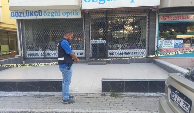 Dördüncü kattan düşen kadın hayatını kaybetti