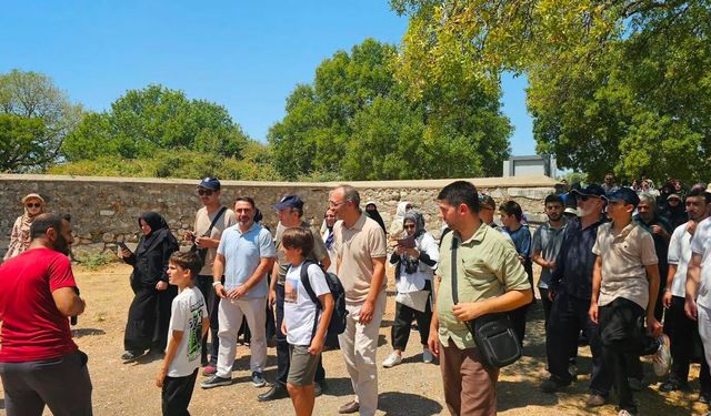AK Parti Didim heyetinden kültürel geziye destek