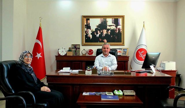 Aydın Müftülüğü’nde bir ilk! Kadın müftü yardımcısı görevde