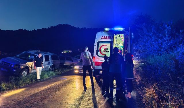 Nazilli'de can pazarı! Hatalı sollama kazasında 5 yaralı