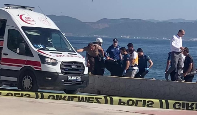 Denizde 2’si kadın 3 kişinin cansız bedeni bulunudu!
