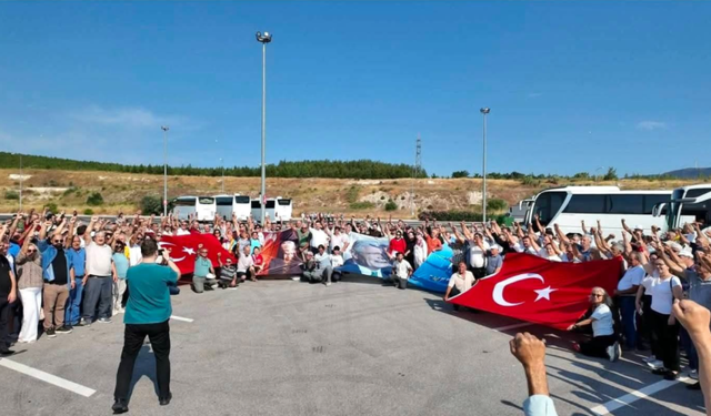 İYİ Parti Aydın'dan "İhanete Bayrak Açıyoruz" mitingine güçlü katılım