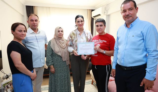 Milletvekili Seda Sarıbaş Efeler’de gönülleri fethetti