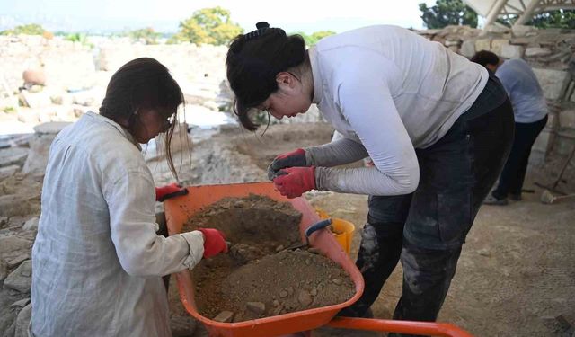 5 Bin Yıllık Tarihe Yeniden Dokunuluyor! Kadıkalesi'nde Kazılar Başladı
