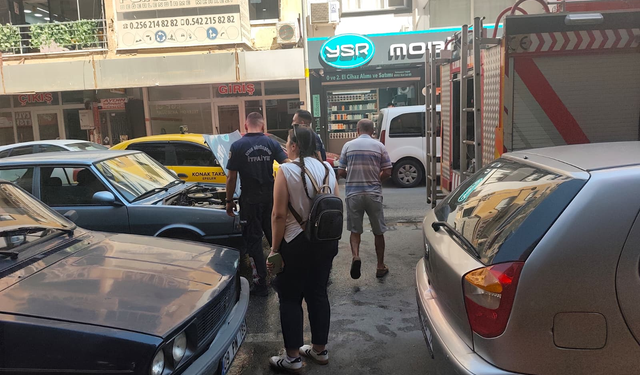 Aydın’da korku dolu anlar: Otomobilden bir anda dumanlar yükseldi