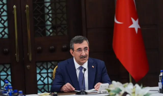 Milyonların beklediği açıklama geldi: Enflasyon için yeni hedef, konut için dev kaynak!