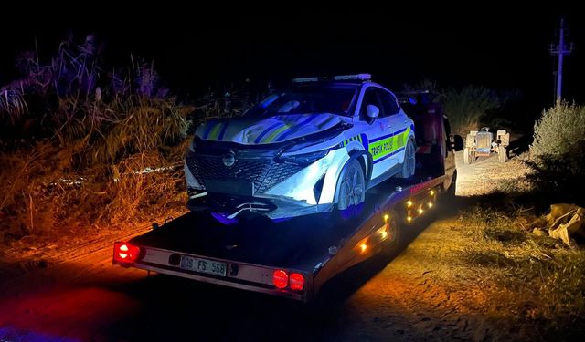 Nazilli’de alkollü sürücünün kaçışı kazayla sonlandı: 2 polis yaralı