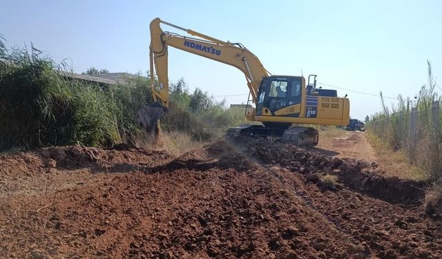 Aydın’ın 17 ilçesinde yol seferberliği: Onlarca noktada çalışma sürüyor