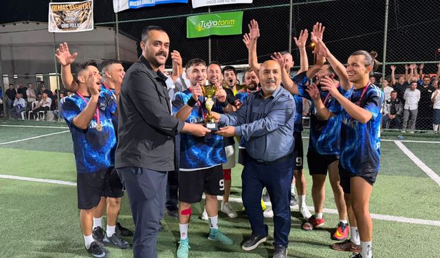 Karacören Futbol Turnuvası'nda şampiyon Dalama Spor oldu
