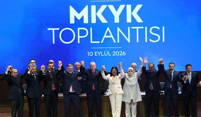 Ege’de dikkat çeken transfer! CHP'li belediye başkanı AK Parti’ye katıldı