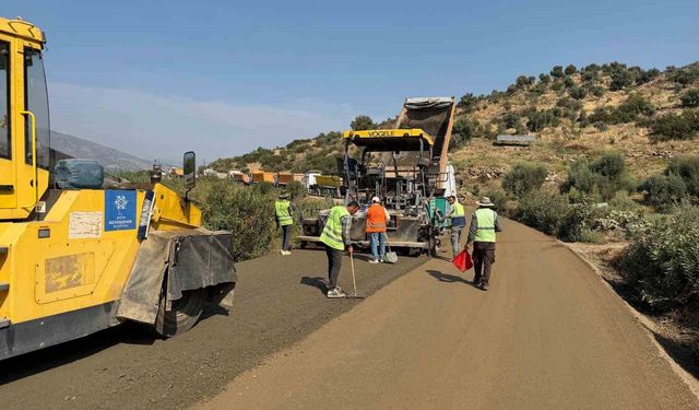 Aydın’ın 17 ilçesinde yol seferberliği! Çalışmalar dört bir yanda