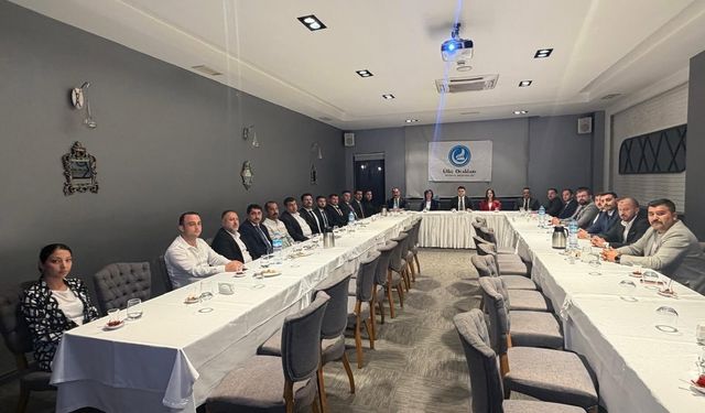 Aydın’da Ülkü Ocakları toplantıda bir araya geldi