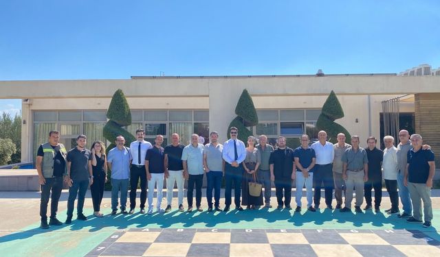 Didim’de enerji şirketi ile muhtarlar iş birliği için bir araya geldi