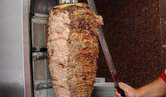Türkiye'nin ünlü döner markasına büyük ceza!