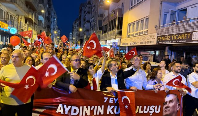 Efeler’de 7 Eylül coşkusu: Sokaklar marşlarla yankılandı