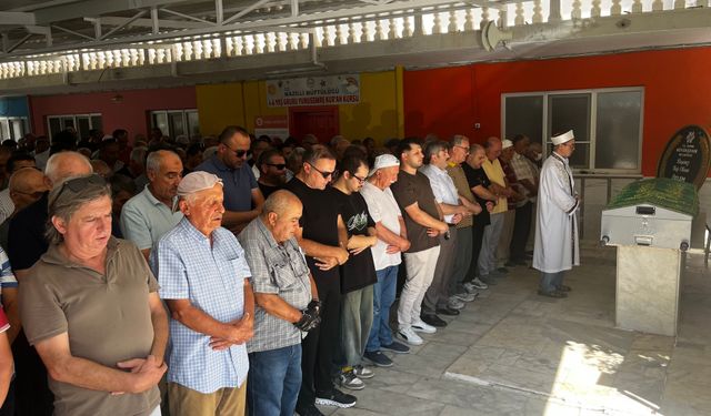 Nazilli eğitim camiasını yasa boğan ölüm! : Ahmet Civan son yolculuğuna uğurlandı