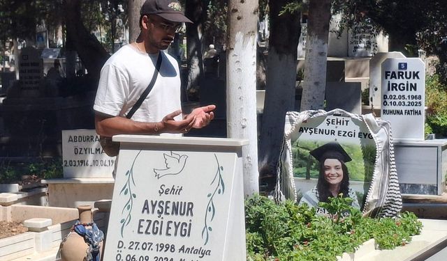 Filistin şehidi Ayşenur’un eşi, eşini dualarla andı