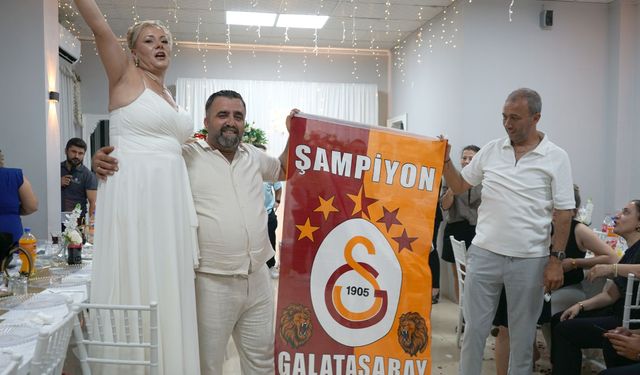 Galatasaray sevgisi, nişana damga vurdu