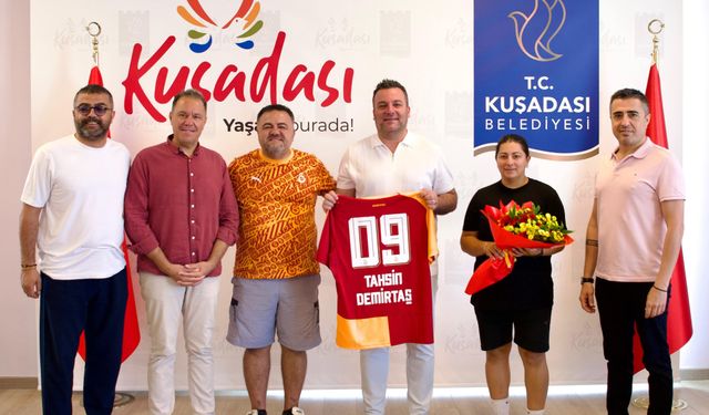 Galatasaray Taraftar Derneği'nden Demirtaş'a ziyaret