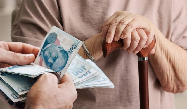 32 bin TL her emekliye koşulsuz değil: Promosyonun detayları belli oldu