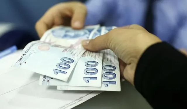 Emeklilere 30 bin TL’ye varan promosyon: Maaşını taşıyanlar yararlanabilecek