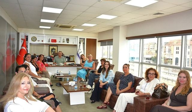 Kuşadalı kadın girişimcilerden Başkan Akdoğan'a teşekkür