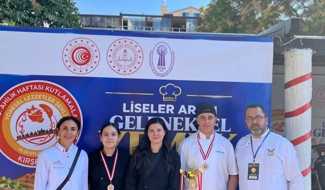Kuşadalı mutfak yıldızlarından Türkiye ikinciliği geldi