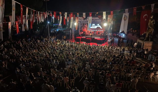 Kuyucak’ta 5 Eylül coşkusu: Binlerce kişi Gençliğe Hitabe’yi tek ses söyledi