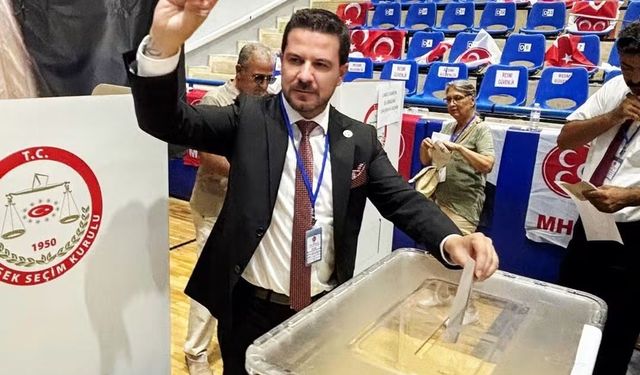 MHP'li Meclis üyesi Emrah Irsık, Aydın İl yönetiminde