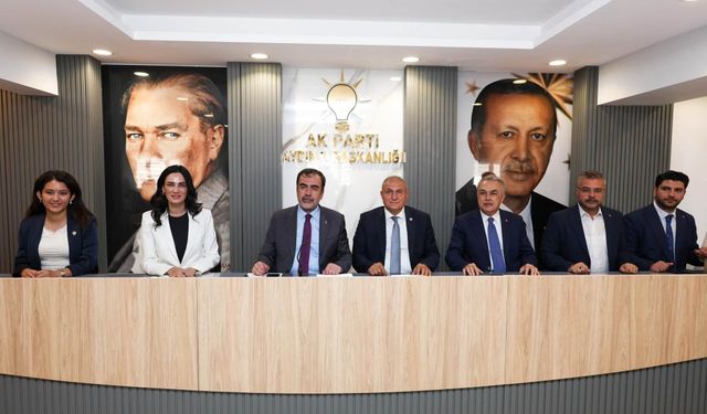 Ömer Karakaş, AK Parti teşkilatıyla ilk kez buluştu
