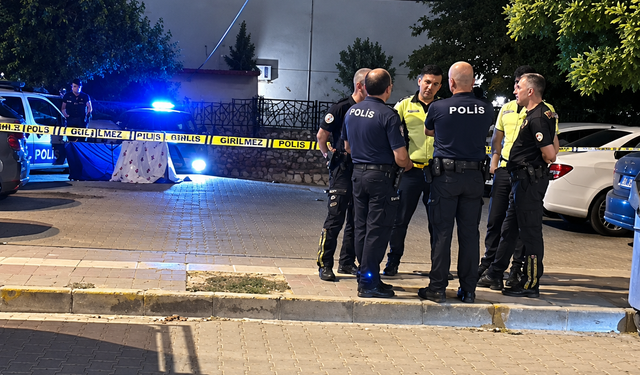 Söke’de acı olay: Eşinin evinin önünde yaşamına son verdi