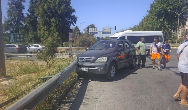 Kırmızı ışık ihlali zincirleme kazaya neden oldu: 3 yaralı